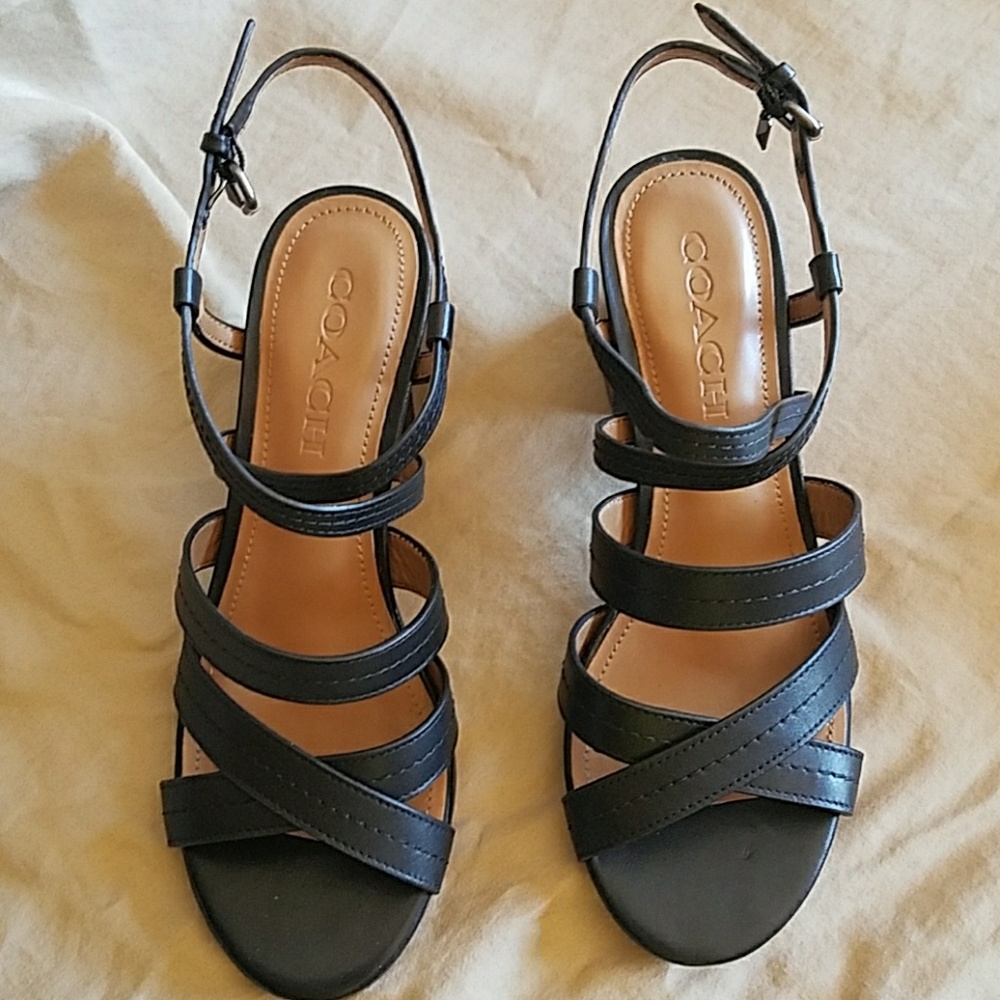 Coach black terri semi matte calf heels 6M - Picture 3 of 5