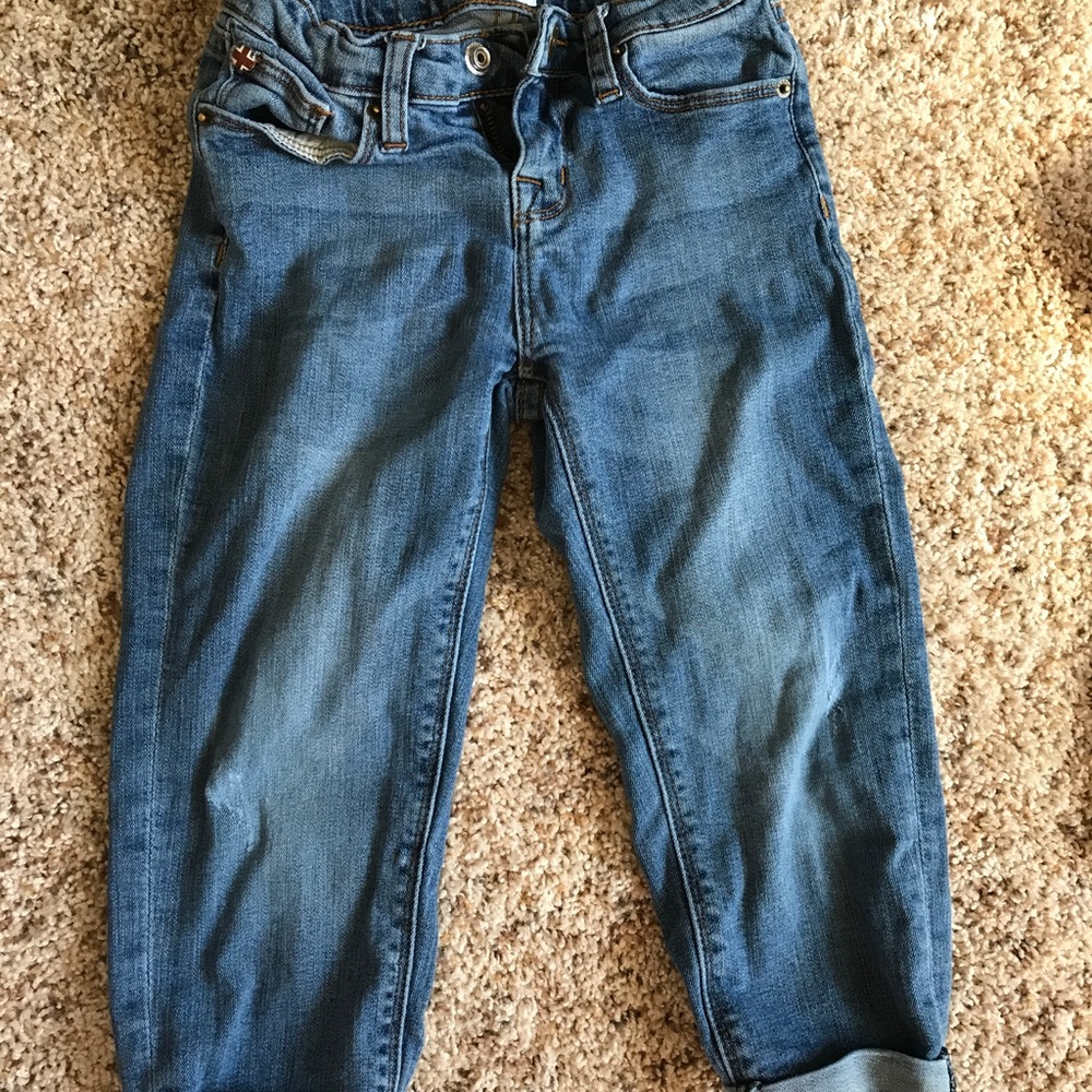 Hudson boys or girls boyfriend crop jeans