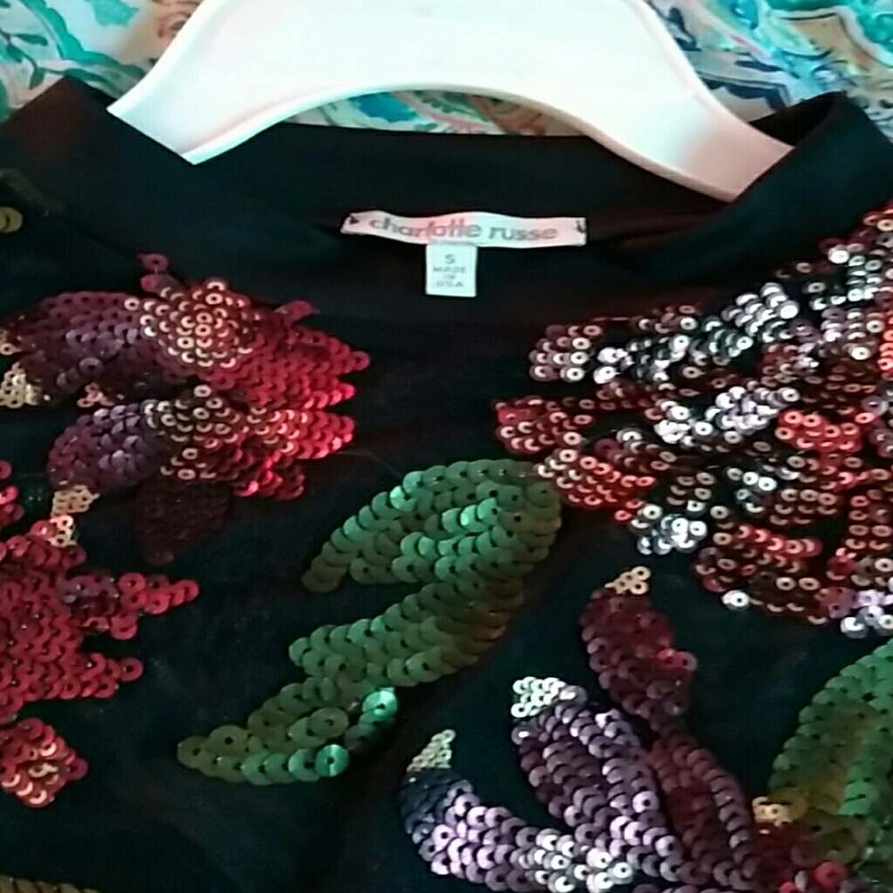 Dress - Picture 3 of 3