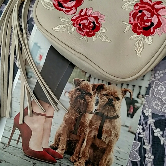 Fun Fringe - Picture 1 of 3