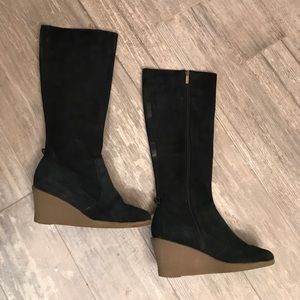 Black suede wedge boots