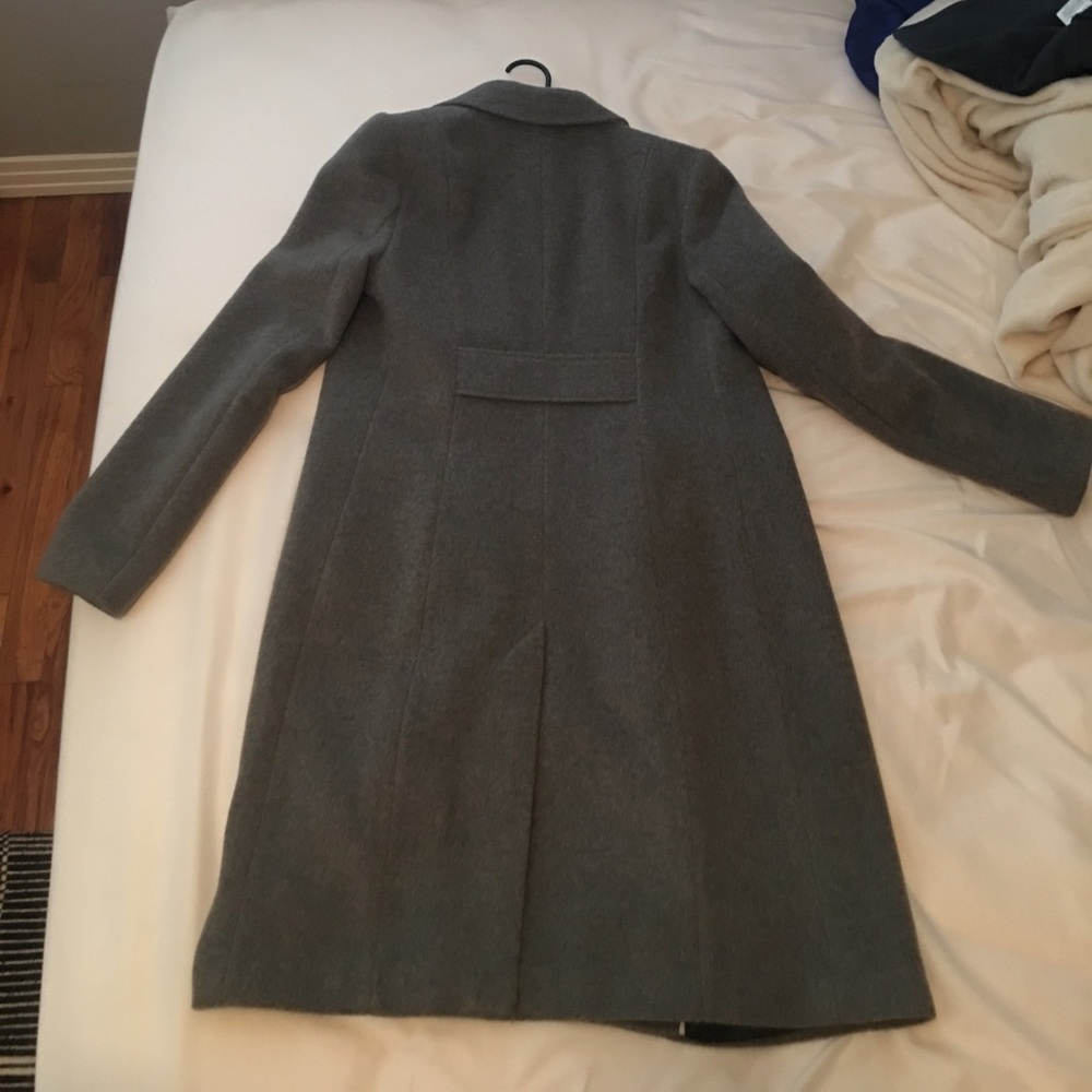Never wear. - Picture 2 of 4