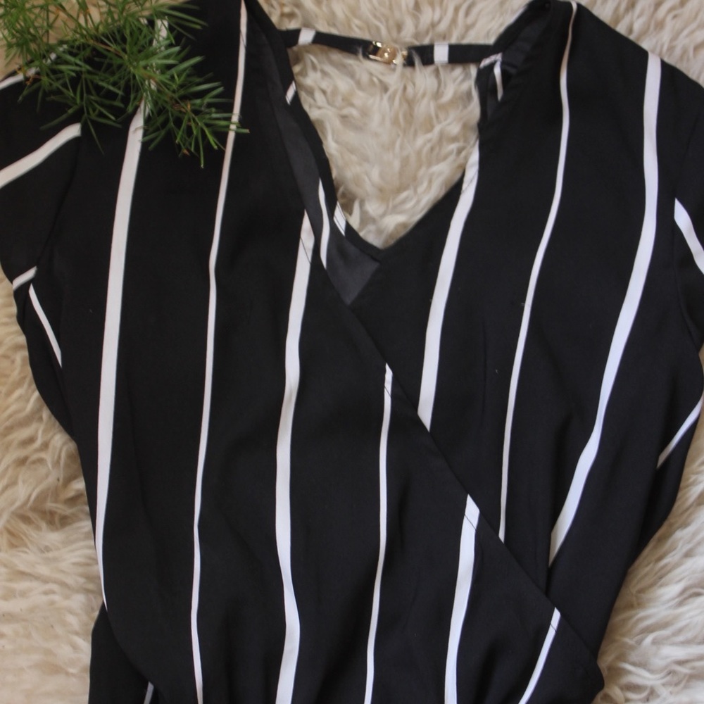 Long Sleeve Striped Jumpsuit - Picture 3 of 4
