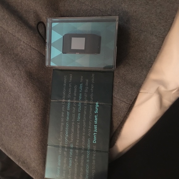Fitbit surge - Picture 2 of 3
