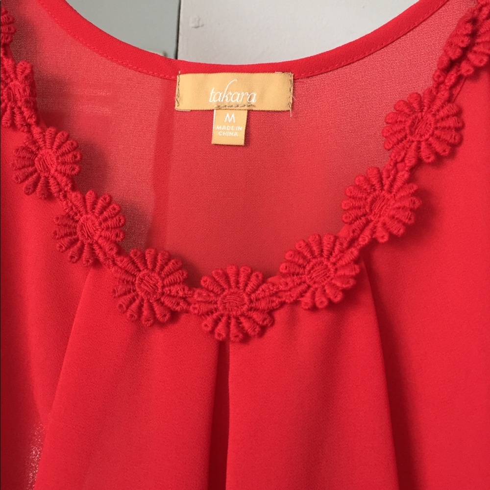 Red tank - Picture 2 of 2