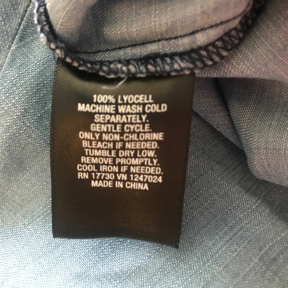 Mossimo Denim Romper 🎉 - Picture 6 of 6