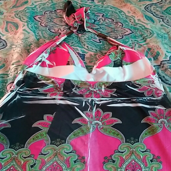 Dress - Picture 3 of 4