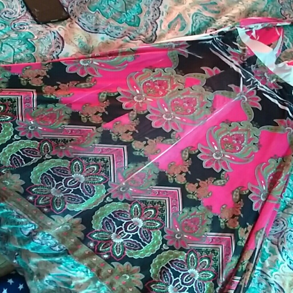 Dress - Picture 4 of 4