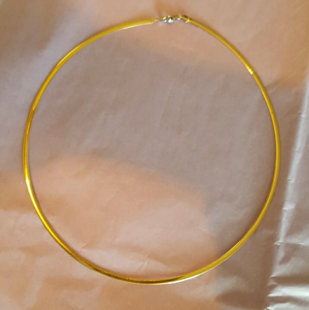 ➡️➡️➡️Flash Dale! 14k white & yellow gold Omega
