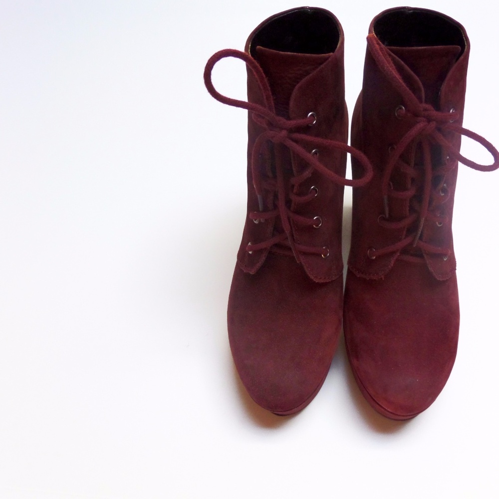 Final Price Steve Madden Maroon Lace up Booties