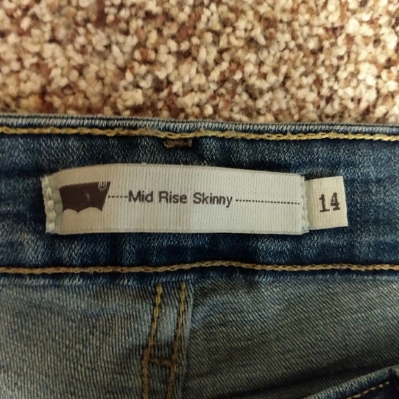 Levi's Jeans - Picture 4 of 4
