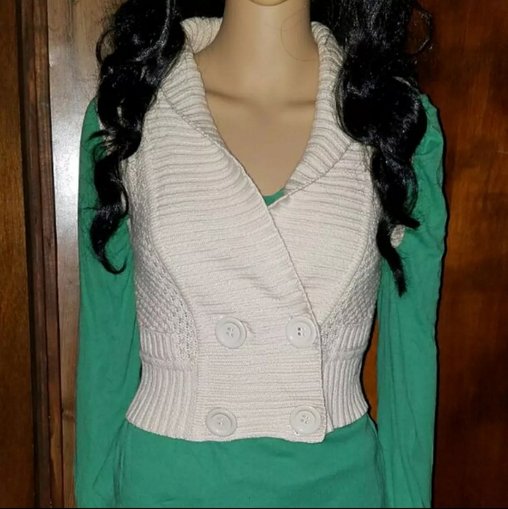 Daytrip Buckle Crochet Knit Ivory Vest XS-S