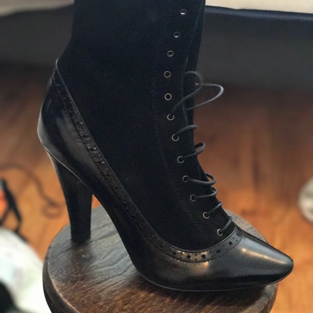 Marc Jacobs Booties - Picture 2 of 3