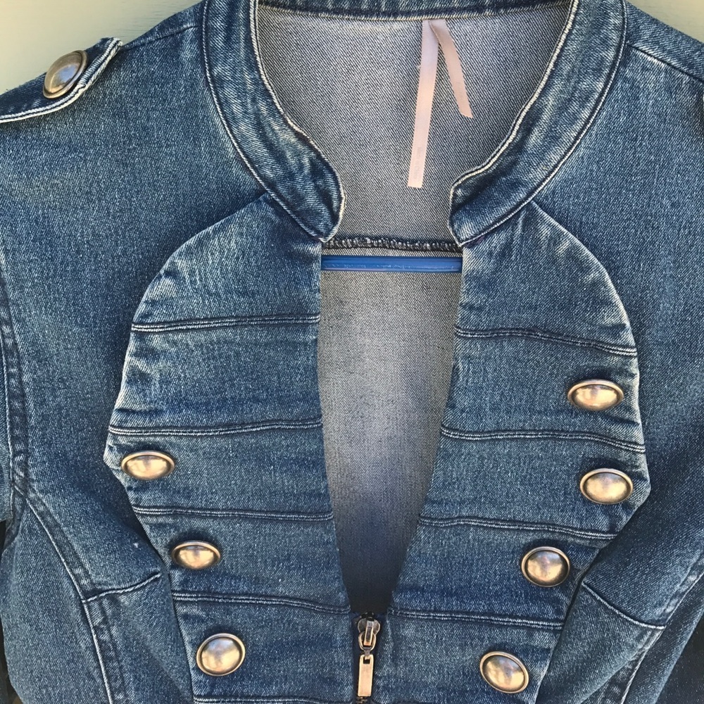 Denim jacket - Picture 5 of 8