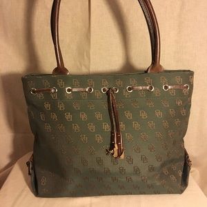 Dooney & Bourke shoulder bag