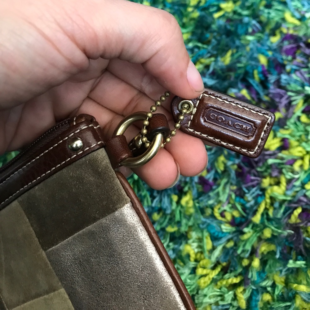 Metallic coach wristlet - Picture 4 of 6