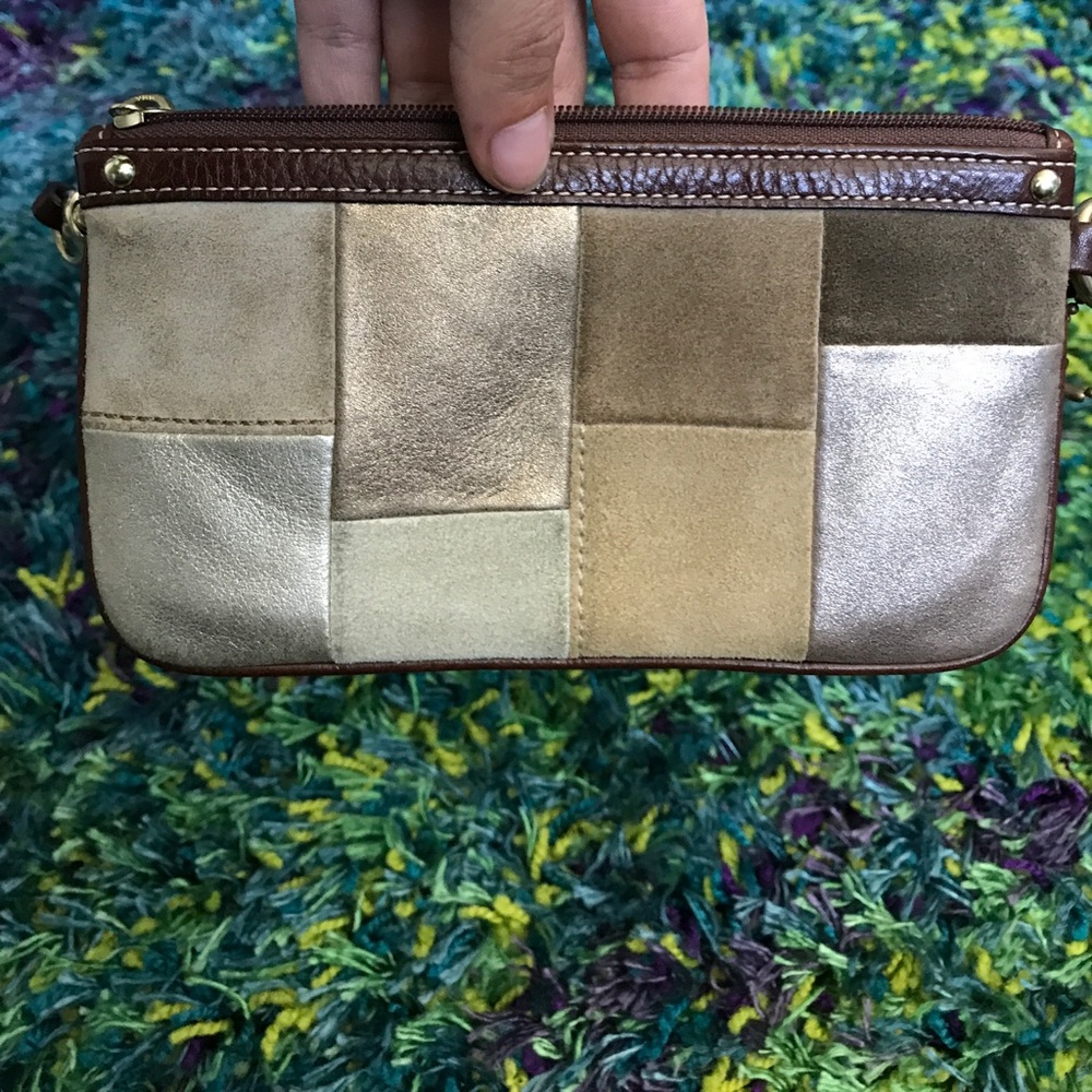 Metallic coach wristlet - Picture 5 of 6