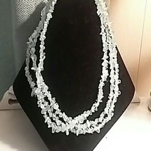 500 karat aquamarine chip bead necklace