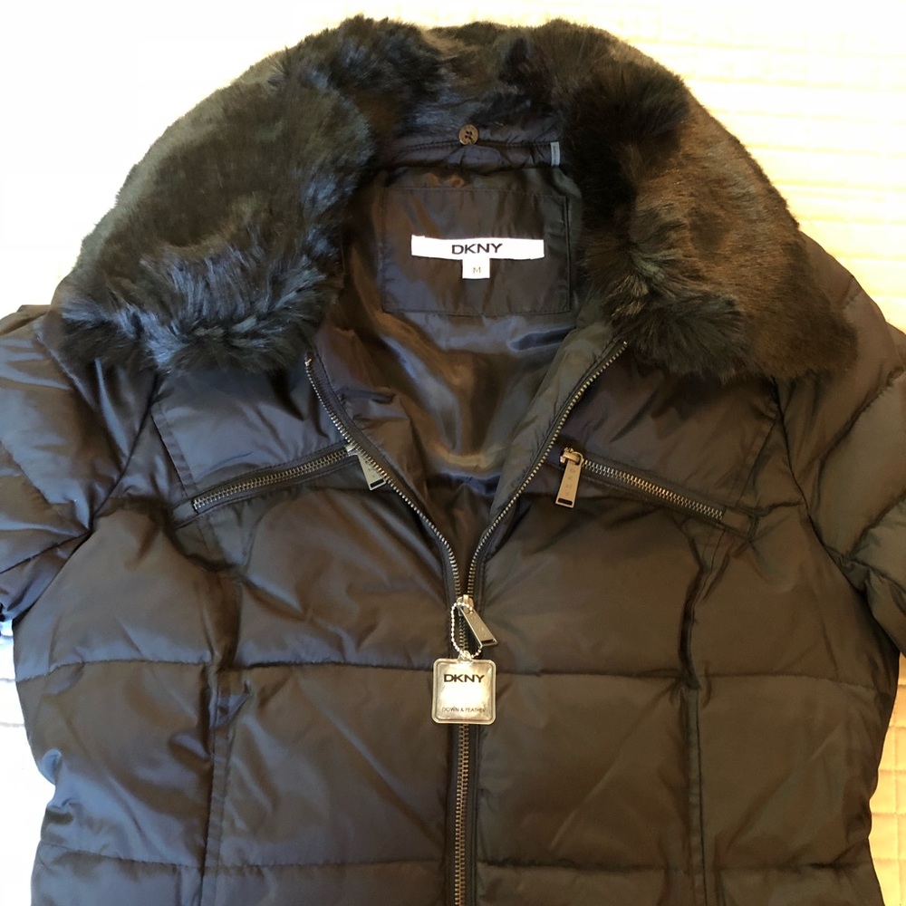 PRICE DROP! DKNY down jacket M
