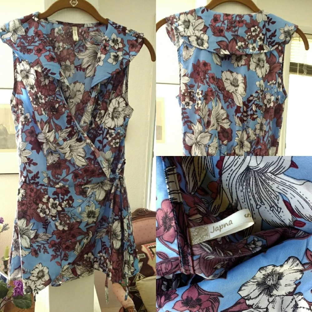 Multicolored wrap top