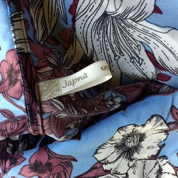 Multicolored wrap top - Picture 4 of 4