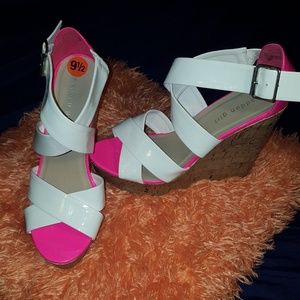 Madden Girl wedges