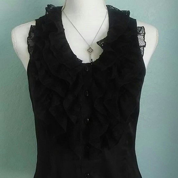 Spense Ruffle Button Up Sleeve Less Blouse - Picture 3 of 7