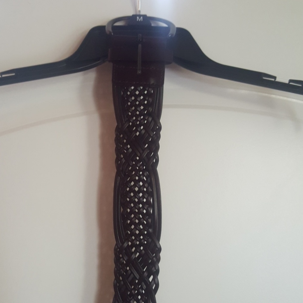 Brown open weave belt
