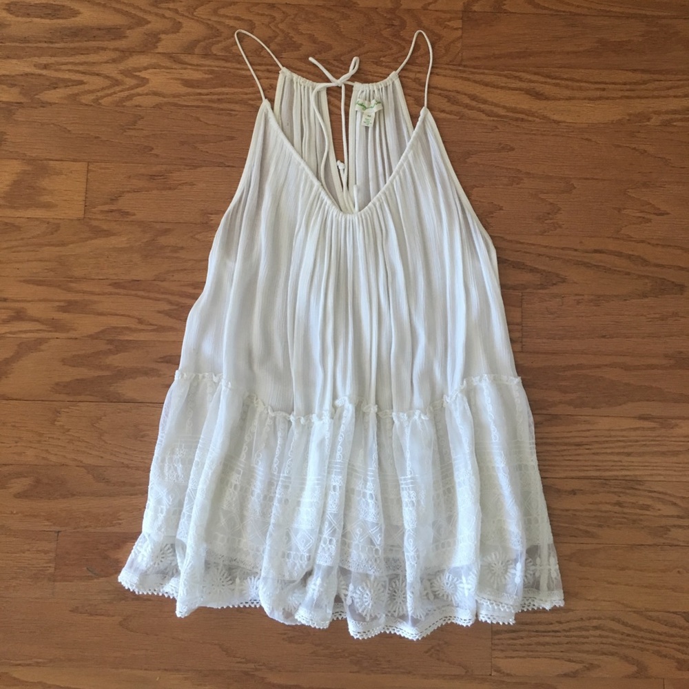 UO White Lace Tunic Top
