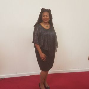 Meet your Posher, Taunya