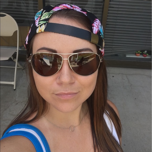 Meet your Posher, Carissa - Picture 1 of 1