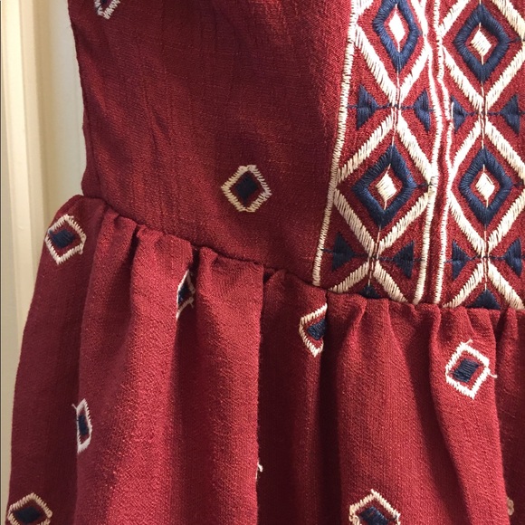Francesca's Geometric Embroidery Racer Back Dress - Picture 4 of 6