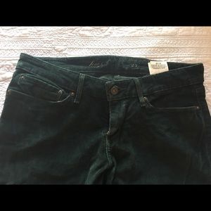 Levi's Demi Curve green cords size 27
