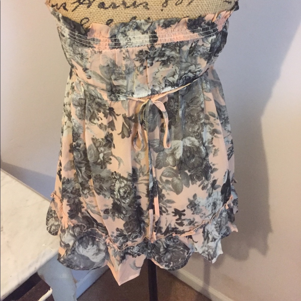 Strapless top - Picture 4 of 4