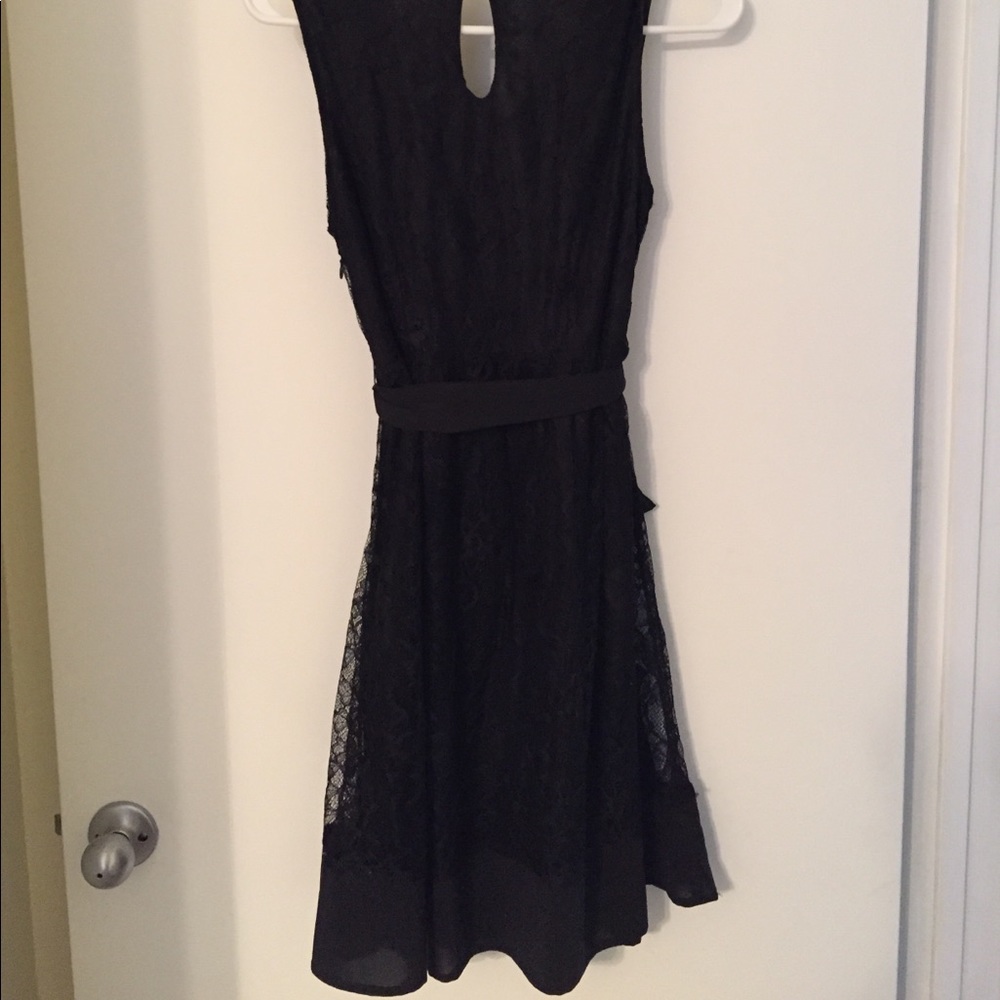 Adorable LBD - Picture 4 of 4