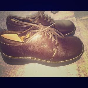 Born Women's Casual Shoes.