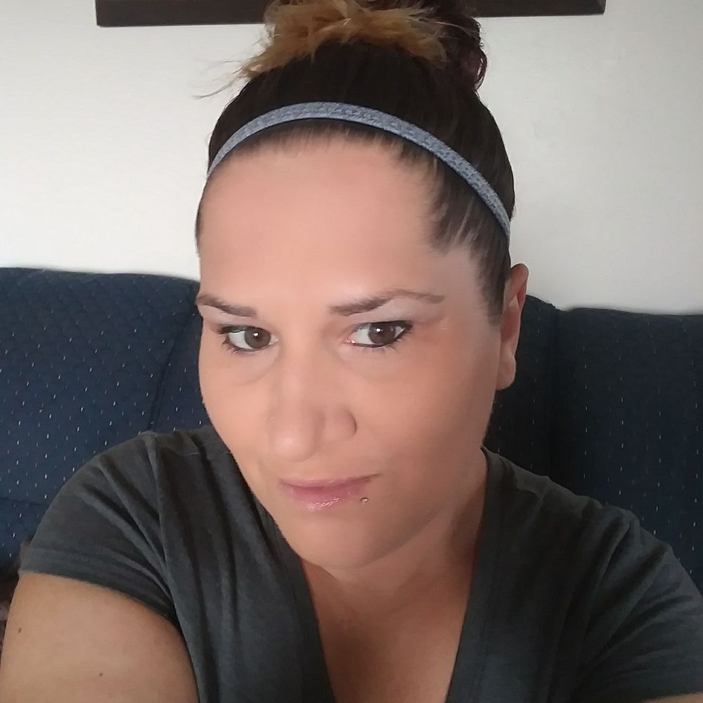 Meet your Posher, Angela