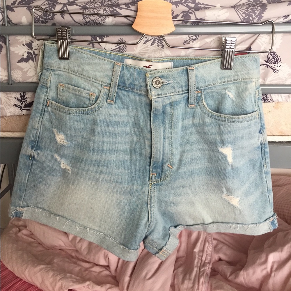 Hollister High Waist shorts