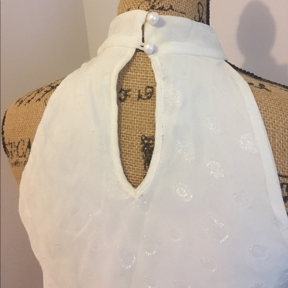 Halter-top - Picture 4 of 4