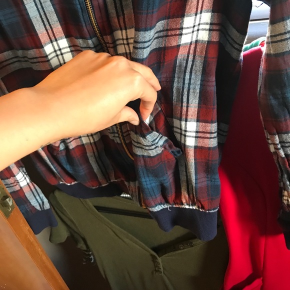 Plaid jacket! - Picture 2 of 3