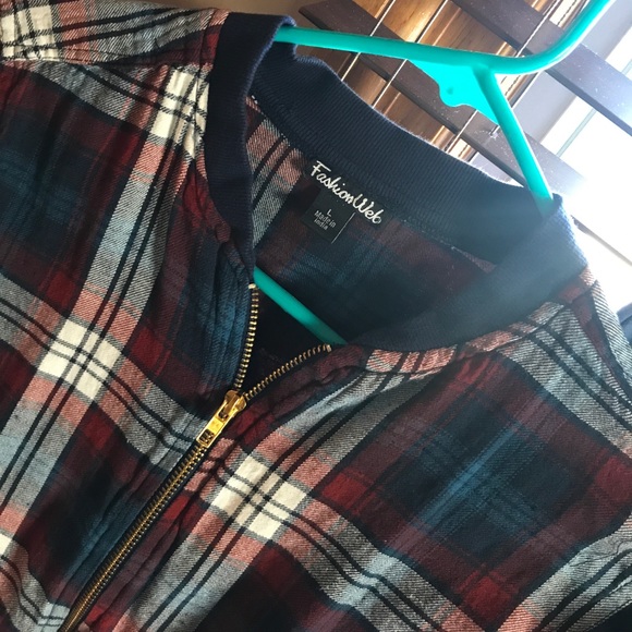 Plaid jacket! - Picture 3 of 3