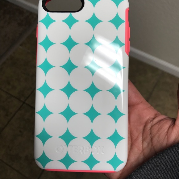 Otter box - Picture 3 of 6