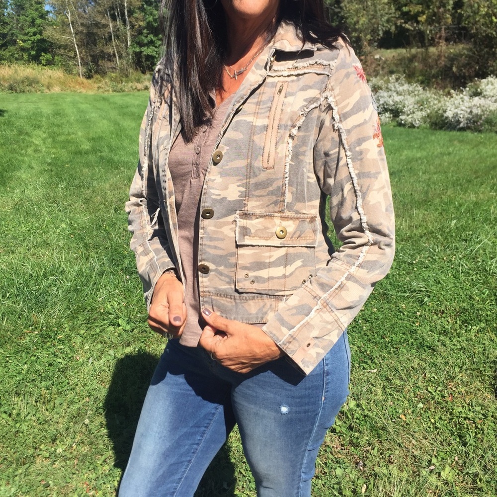 FLASH SALE!!!! Passport camo canvas jacket