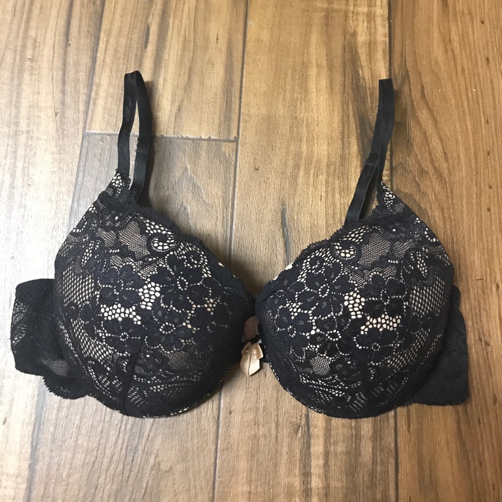 Victorias Secret Angel push up bras