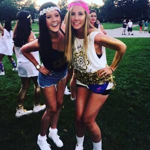 Meet your Posher, Lizzie