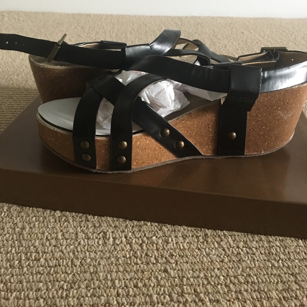Diba shoes new size 8.5m