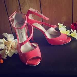 Pink peep-toe High heels