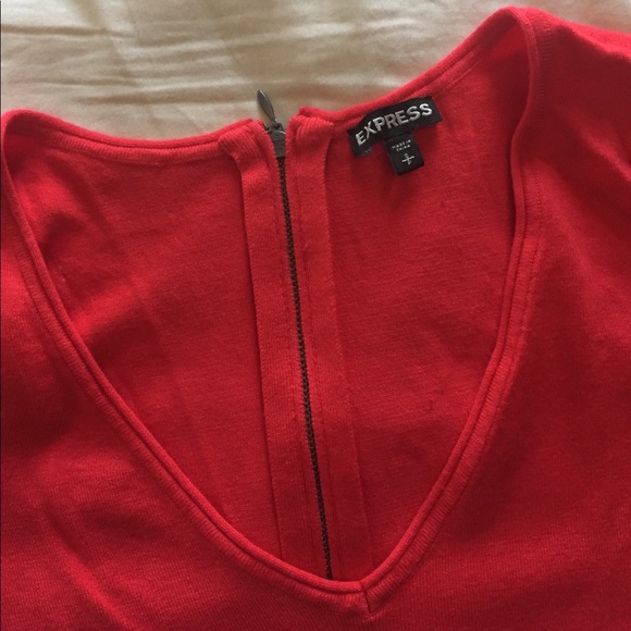 Express coral sweater - Picture 2 of 3