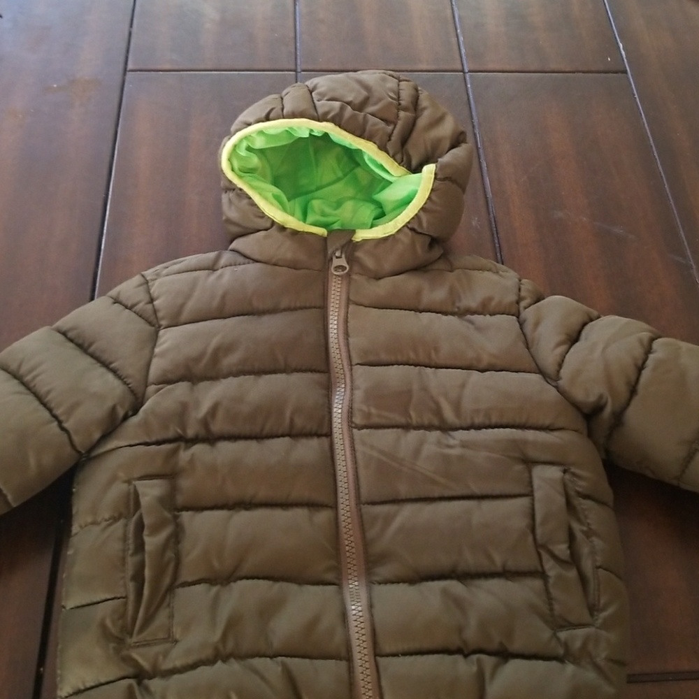 Boys puffer jacket Army and neon green