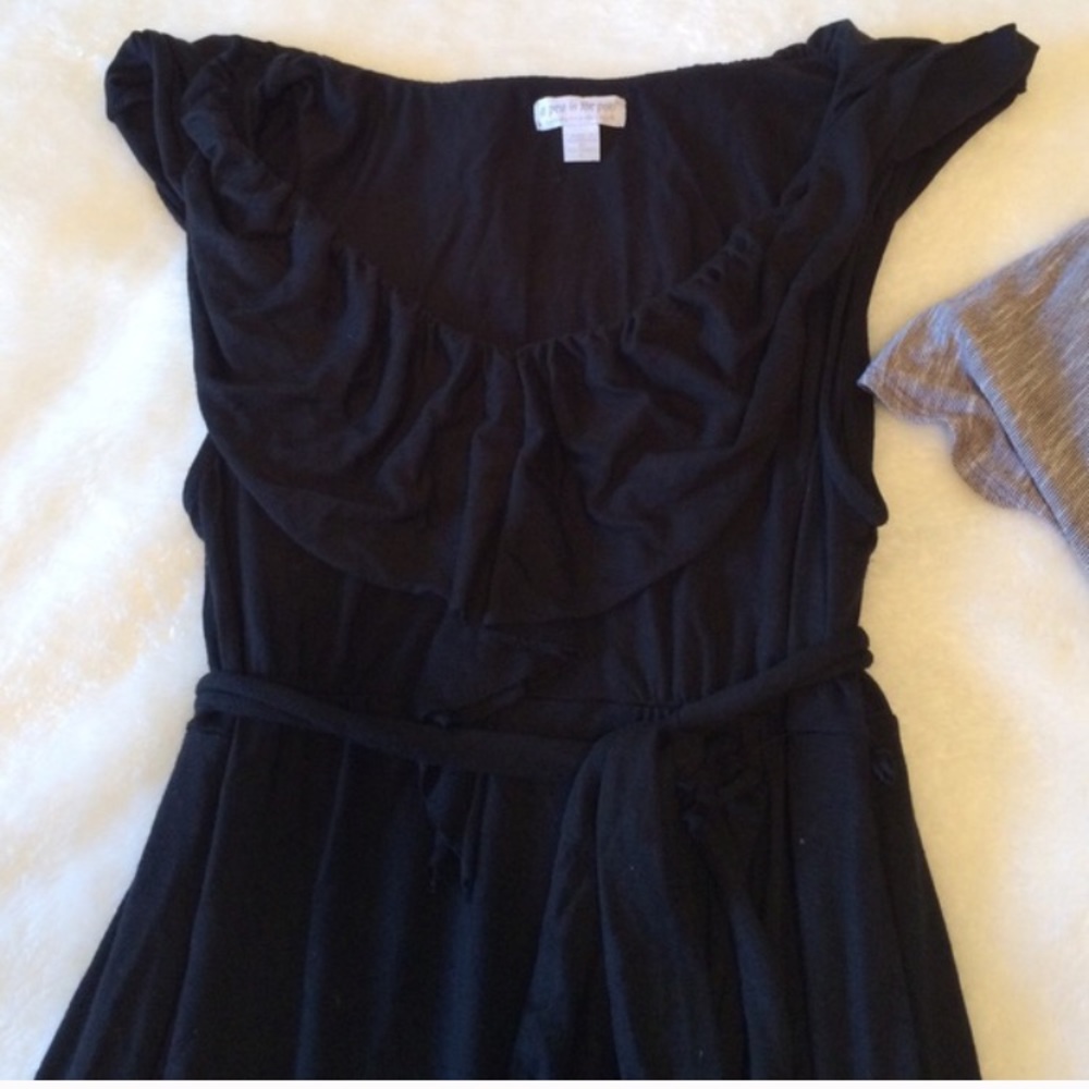 A Pea in the Pod Black Maternity Dress Ruffle Trim